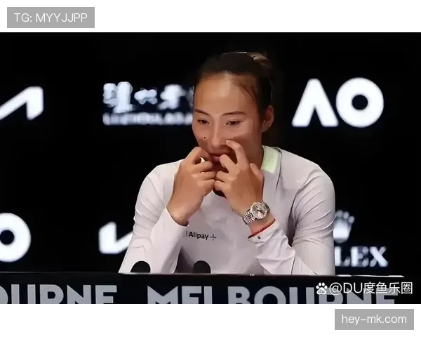 郑钦文球场上霸气，私下却爱买买买，钱包像水一样花得干净！